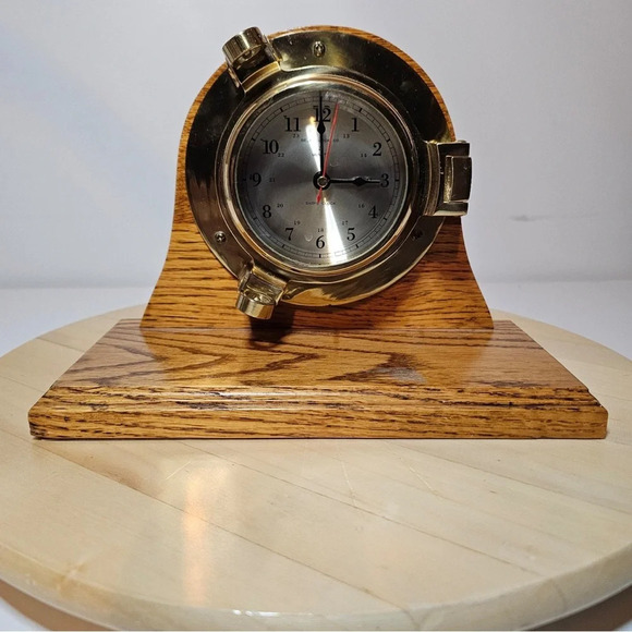 Vintage Bell Clock Company Brass Ship Porthole Quartz Mantel Clock W/Wooden Base - Picture 1 of 12